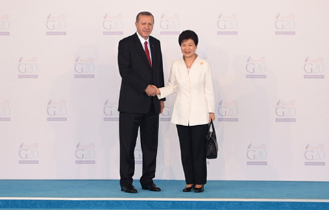 박근혜 대통령, 4대 개혁 및 창조경제 소개