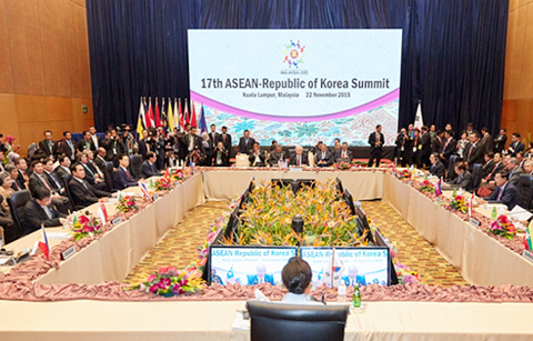 박대통령, ‘대량살상무기· 핵무기·전쟁 없는 사회’ 강조