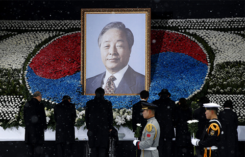 역사가 된 한국민주화의 거산 고(故) 김영삼 전(前) 대통령