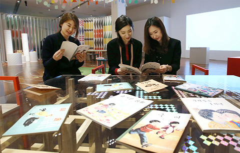 책 밖으로 나온 초등 교과서 속 한글