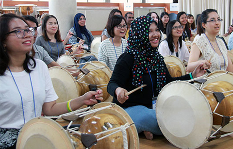 주한 외국인, ‘농악’과 ‘수원화성’을 만나다