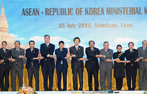 한국-아세안, 전방위적 협력 확대