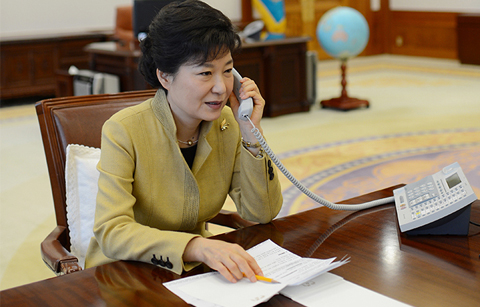 박 대통령, 독일•아프간 정상에 위로전
