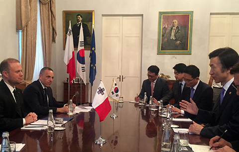 윤병세 장관, 수교이래 첫 몰타 방문