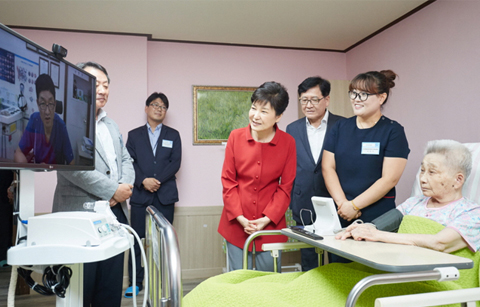 정부 원격의료·건강보험 적용 확대