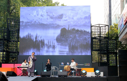 전통과 현대의 무대, 서울 도심에서 만나다