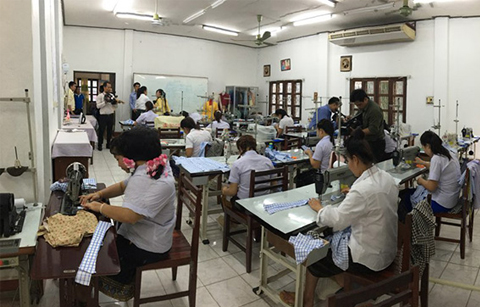 한국형 여성직업능력개발 모델, 라오스에 자리잡다