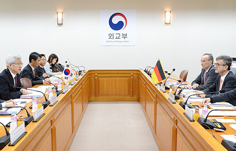 한국-독일, 긴밀한 경제 공조 논의