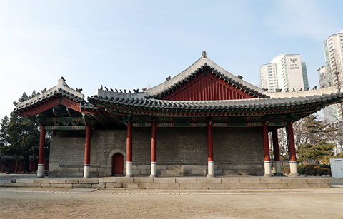 	한국 속의 중국문화: 동관왕묘에서 조선국왕의 마음을 엿보다