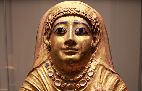 여성 미라 덮개