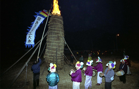 한 해의 풍요, 평안 기원은 변함없네