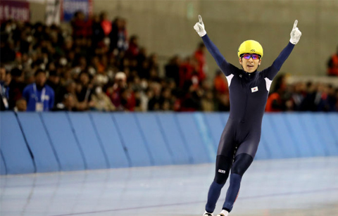 삿포로 아시안게임 부상 투혼으로 일궈낸 ‘4관왕’