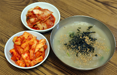 강원도의 맛: 감자 한 그릇, ‘강릉 감자옹심이’