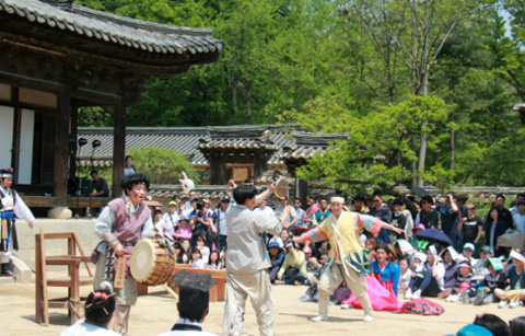‘조선에 오신 것을 환영합니다’