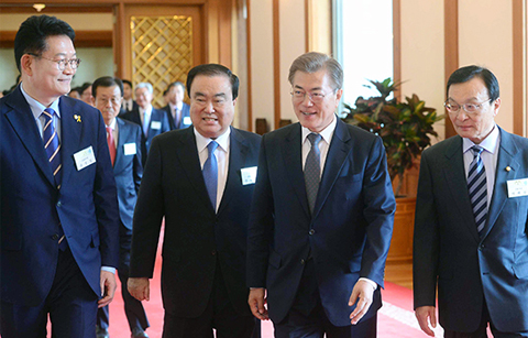 	한국 새 정부는 ‘피플 파워’로 출범한 정부