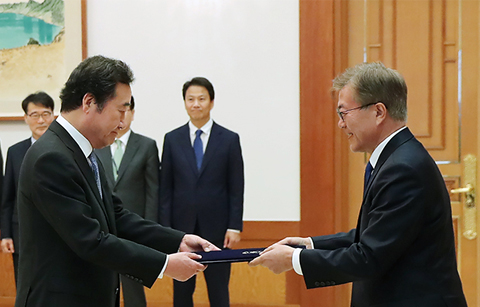 	이낙연 신임 국무총리, “유능·소통·통합의 내각” 강조