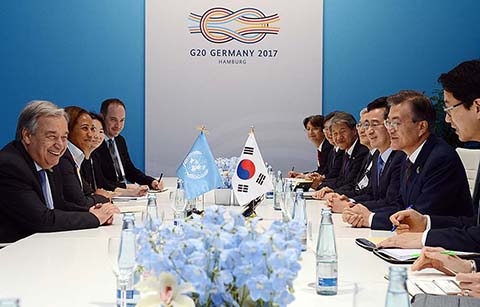 문 대통령, 국제기구 수장 잇달아 접견