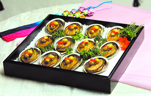 맛도 영양도 풍부한 해산물로 몸보신 하세요