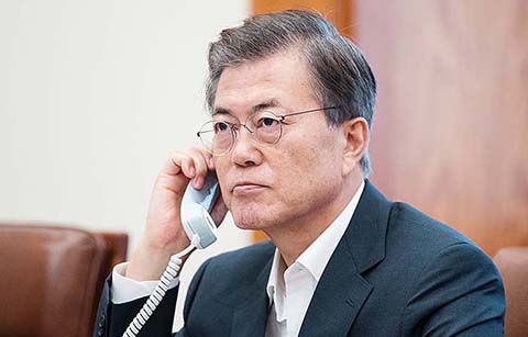 한·일 정상, ‘대북 제재·압박 강화에 공감’