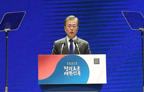 문 대통령, ‘국가유공자 보훈’과 ‘동북아평화’ 강조 