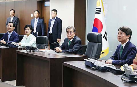 문 대통령, “안보상황 초당적 협력” 강조