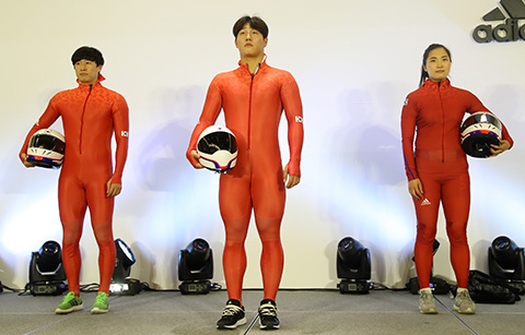 평창 국가대표 봅슬레이·스켈레톤’ 유니폼 공개