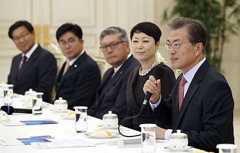 문 대통령, 세계한상들과 접견