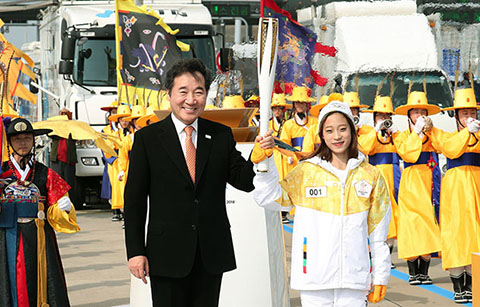 평창 G-100: 성화봉송, ‘평창의 시작’을 알리다