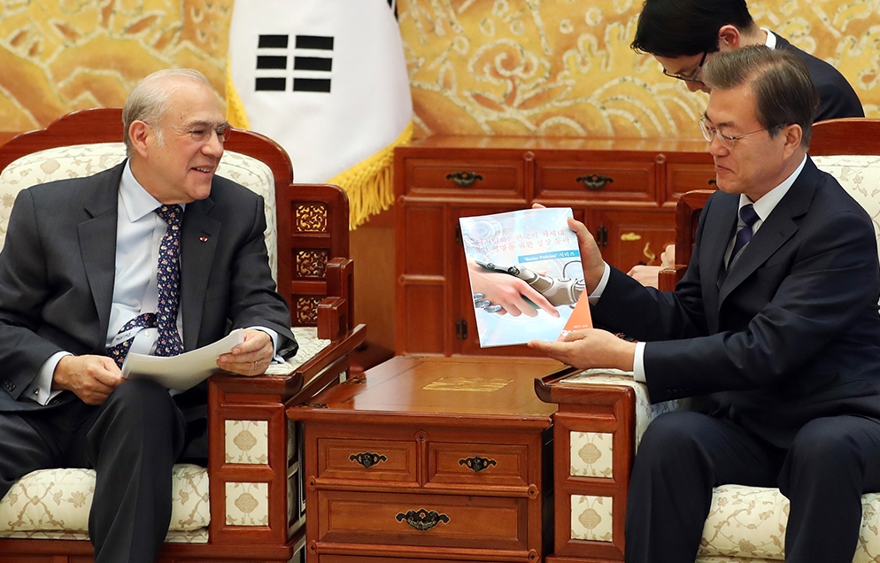 OECD, 한국 경제성장률 3.2%로 상향 조정