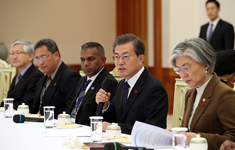 문 대통령, 태평양도서국 외교장관 접견