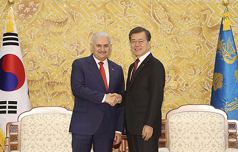 문 대통령, '한∙터키 신북방정책 협력 여지 커'