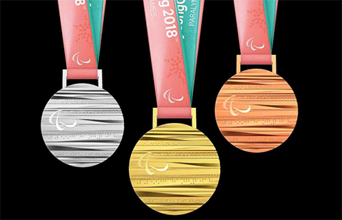 '2018 평창 동계패럴림픽' 메달 공개