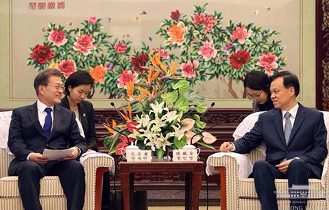 문 대통령, 천민얼 충칭 당서기 접견