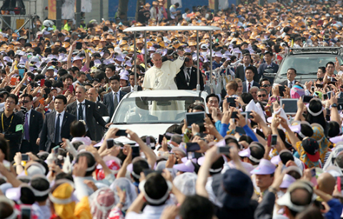 청와대, “교황의 평창올림픽 축복 메시지에 감사”