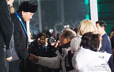 북측 고위급 대표단, ‘북미 대화 용의’