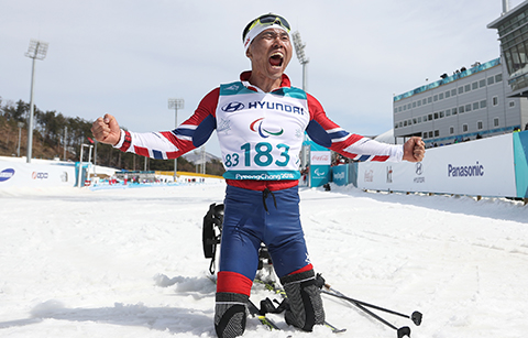 신의현 한국 동계패럴림픽 사상 첫 금메달 획득
