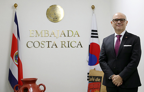 남북정상회담은 한반도, 중남미, 그리고 세계 평화로 가는 문