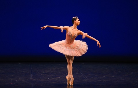 최연소 프로 발레리나 김유진, 러 아라베스크 콩쿠르서 1위