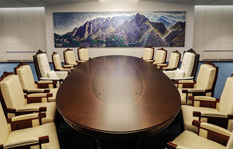 조선중앙통신 “김정은, 북남수뇌상봉 위해 오늘 새벽 평양 출발”