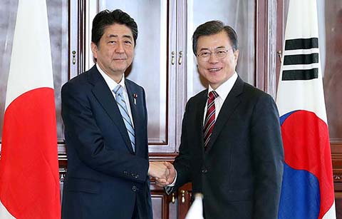 문 대통령, 9일 한·일·중 정상회의 참석