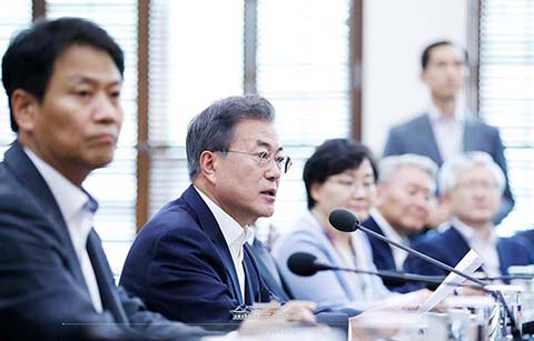 문재인 대통령 “북한 핵실험장 폐기 공개는 비핵화 시작 의미”