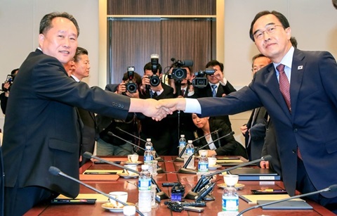 ‘판문점 선언’ 이행 급물살… 군사회담 14일∙적십자회담 22일