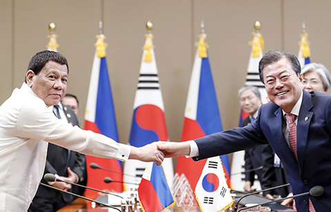 한∙필리핀 정상 “양국 교류 확대, 한반도 비핵화 공조”