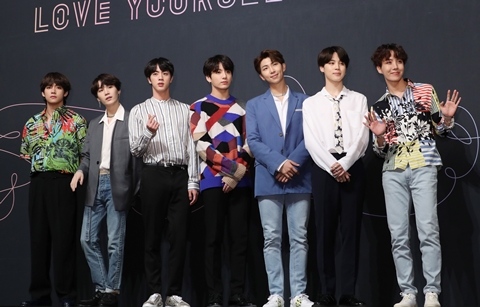 K팝 새 역사 쓴 방탄소년단, 사진·영상 전시회 연다