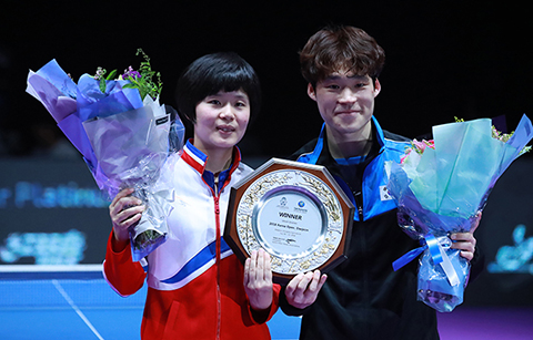 문 대통령, 탁구 남북 단일팀 승리에 “우리는 하나”