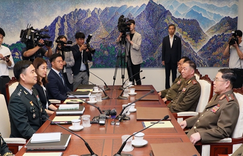 남북, JSA 비무장화∙DMZ 공동 유해 발굴 논의