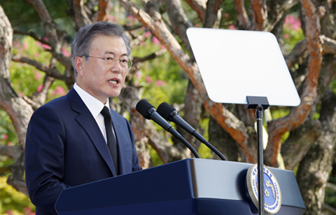 문 대통령 “위안부 문제는 인류 보편적 여성 인권의 문제”