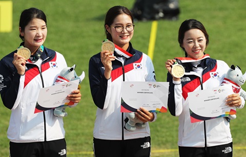 [아시안게임 하이라이트 Day 10] 한국 여자 양궁 단체전 6연패 달성