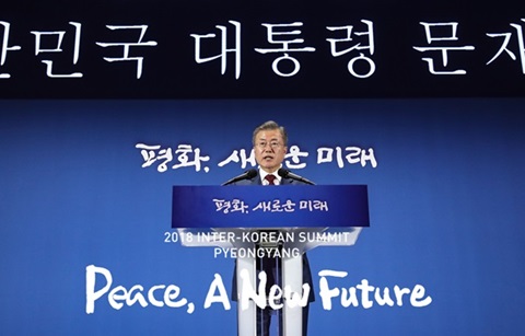 문 대통령 “북한 비핵화, 미국과 대화 의지 확인”