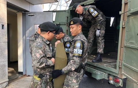 남북, 공동경비구역 비무장화 완료